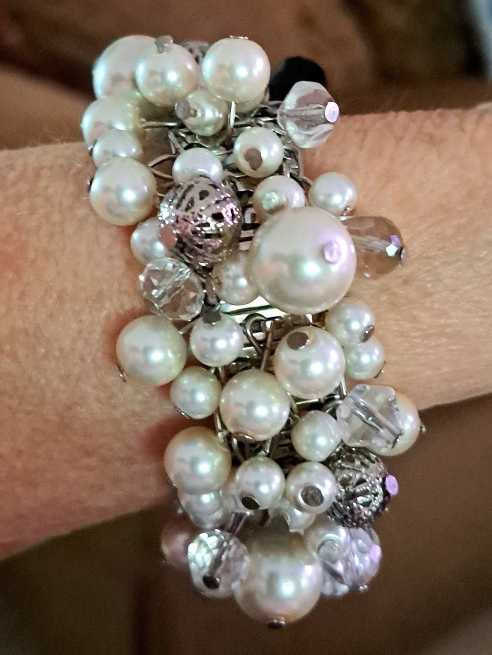 Pearl Cluster Bracelet for Women - White Beads